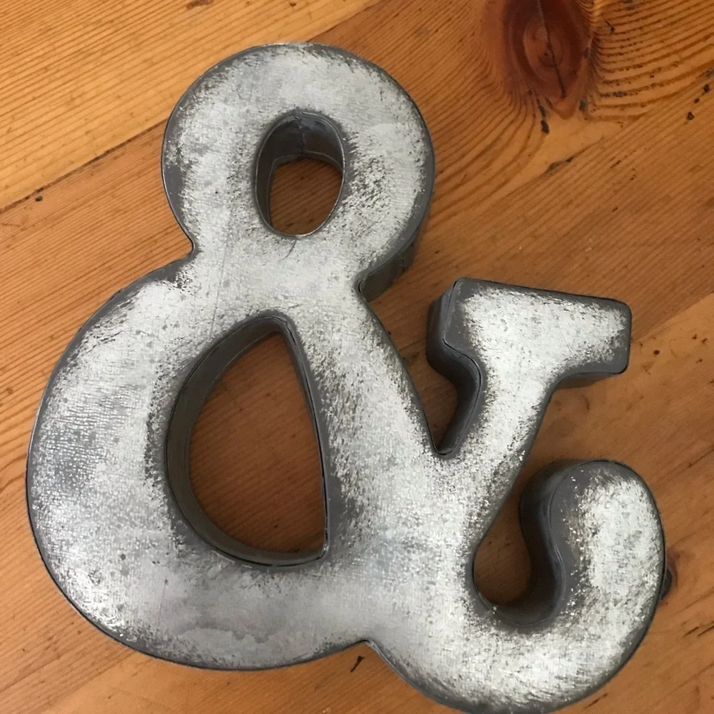 ✔️Metal Ampersand Symbol
